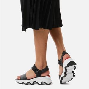 Soral Kinetic™ Impact Y-Strap High Sandal